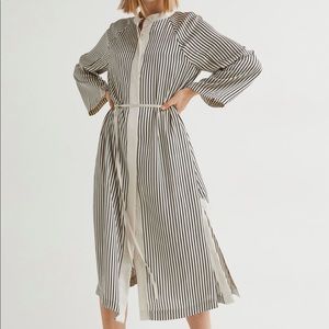 H&M Tie belt dress